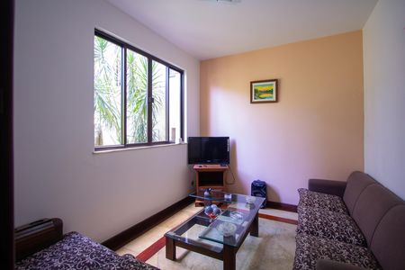 Casa de condomínio à venda com 480m², 5 quartos e 2 vagasQuarto 1