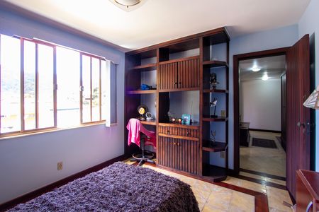 Casa de condomínio à venda com 480m², 5 quartos e 2 vagasQuarto 3