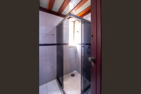 Casa de condomínio à venda com 480m², 5 quartos e 2 vagasBanheiro Social