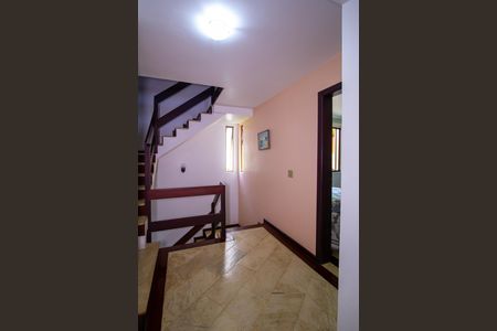 Casa de condomínio à venda com 480m², 5 quartos e 2 vagasCorredor