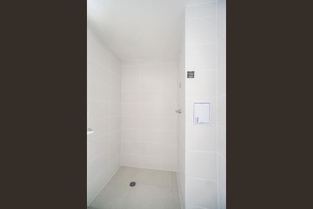 Studio à venda com 23m², 1 quarto e sem vaga Studio à venda com 23m², 1 quarto e sem vagaBanheiro