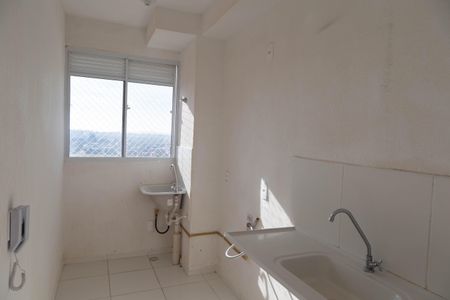 Cozinha de apartamento para alugar com 2 quartos, 44m² em Vila Nova Bonsucesso, Guarulhos