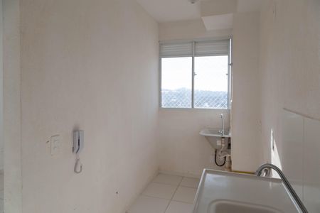 Cozinha de apartamento para alugar com 2 quartos, 44m² em Vila Nova Bonsucesso, Guarulhos