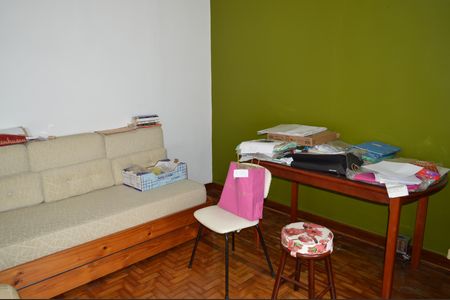 Casa à venda com 337m², 3 quartos e 2 vagasQuarto 2