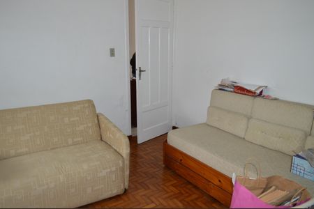 Casa à venda com 337m², 3 quartos e 2 vagasQuarto 2