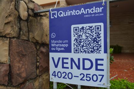Casa à venda com 337m², 3 quartos e 2 vagasPlaquinha