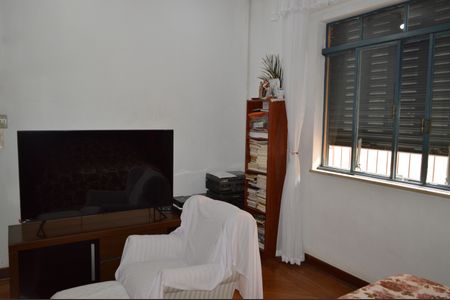 Casa à venda com 337m², 3 quartos e 2 vagasQuarto 1