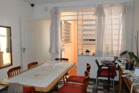 Casa à venda com 337m², 3 quartos e 2 vagasCopa