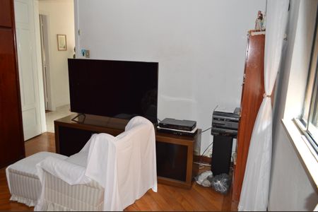 Casa à venda com 337m², 3 quartos e 2 vagasQuarto 1