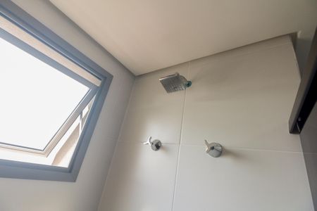 Apartamento à venda com 94m², 2 quartos e 2 vagas Apartamento à venda com 94m², 2 quartos e 2 vagasBanheiro Suíte 1