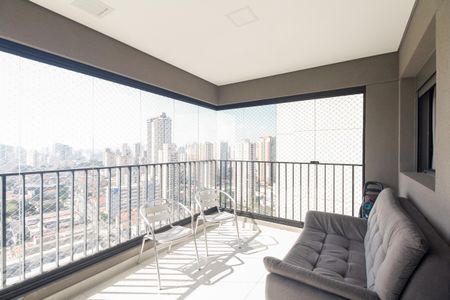 Apartamento à venda com 94m², 2 quartos e 2 vagas Apartamento à venda com 94m², 2 quartos e 2 vagasVaranda