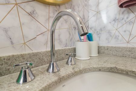 Apartamento à venda com 94m², 2 quartos e 2 vagas Apartamento à venda com 94m², 2 quartos e 2 vagasBanheiro Suíte 2