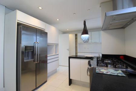 Apartamento à venda com 377m², 3 quartos e 6 vagasCozinha
