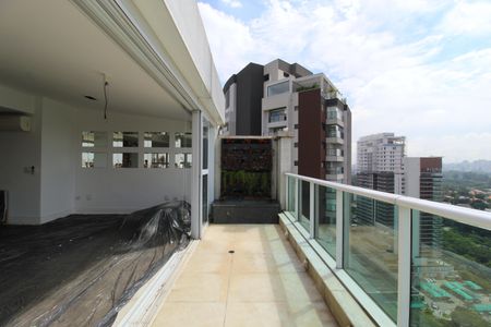 Apartamento à venda com 377m², 3 quartos e 6 vagasVaranda da Cobertura