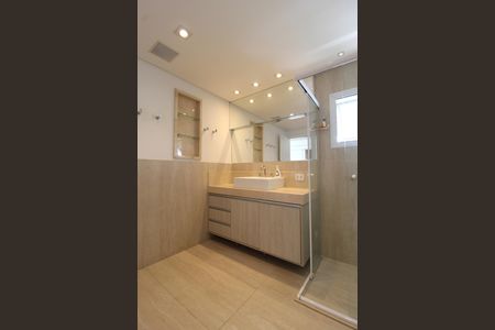 Apartamento à venda com 377m², 3 quartos e 6 vagasBanheiro da Suíte 3