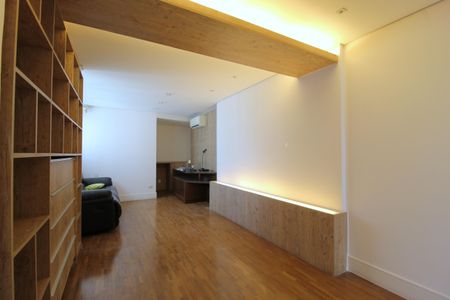 Apartamento à venda com 377m², 3 quartos e 6 vagasSala de TV