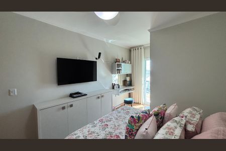 Apartamento à venda com 160m², 3 quartos e 2 vagasSuíte 1