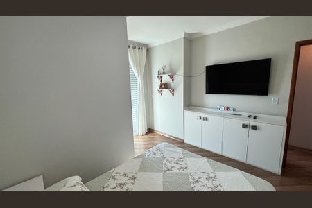 Apartamento à venda com 160m², 3 quartos e 2 vagasSuíte 2
