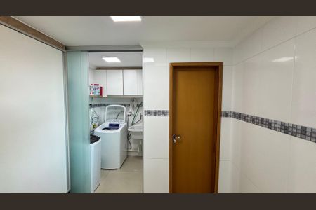 Apartamento à venda com 160m², 3 quartos e 2 vagasCobertura