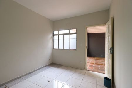 Casa à venda com 150m², 3 quartos e 5 vagasSala