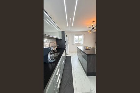 Apartamento à venda com 263m², 2 quartos e 2 vagasCozinha