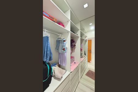 Apartamento à venda com 263m², 2 quartos e 2 vagasQuarto Closet