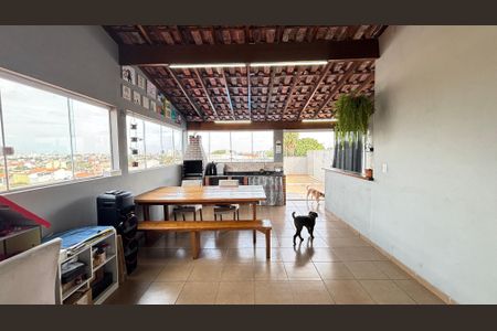 Apartamento à venda com 263m², 2 quartos e 2 vagasCobertura