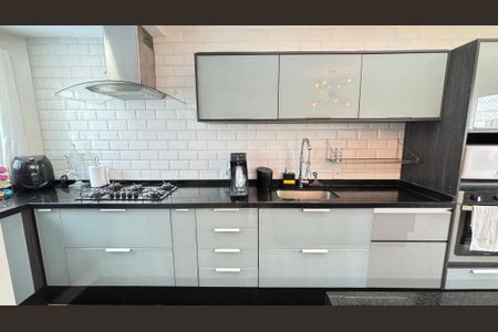 Apartamento à venda com 263m², 2 quartos e 2 vagasCozinha