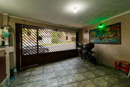 Casa à venda com 223m², 2 quartos e 2 vagasGaragem