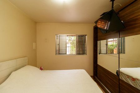 Casa à venda com 223m², 2 quartos e 2 vagasSuíte