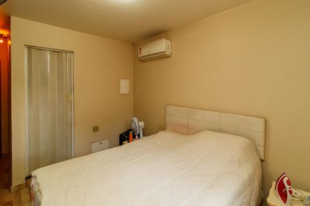 Casa à venda com 223m², 2 quartos e 2 vagasSuíte