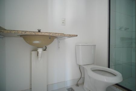 Apartamento para alugar com 65m², 3 quartos e 1 vagaBanheiro 