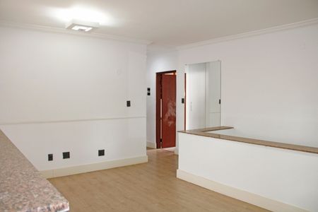 Casa de condomínio para alugar com 399m², 4 quartos e 4 vagasSala