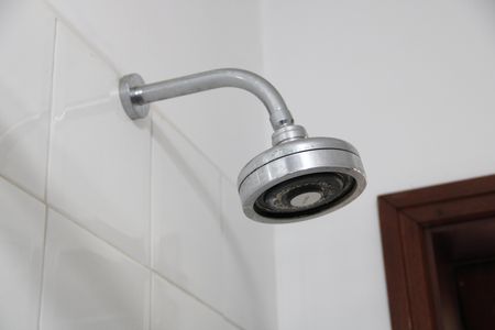 Casa de condomínio para alugar com 399m², 4 quartos e 4 vagasBanheiro