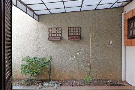 Casa de condomínio para alugar com 399m², 4 quartos e 4 vagasQuarto de Serviço