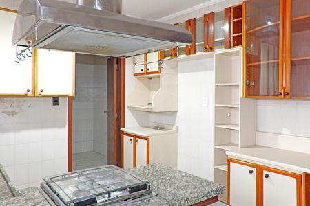 Casa de condomínio para alugar com 399m², 4 quartos e 4 vagasCozinha