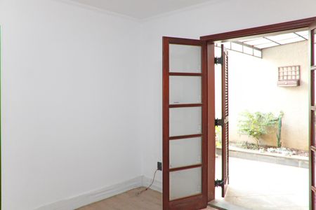 Casa de condomínio para alugar com 399m², 4 quartos e 4 vagasQuarto de Serviço