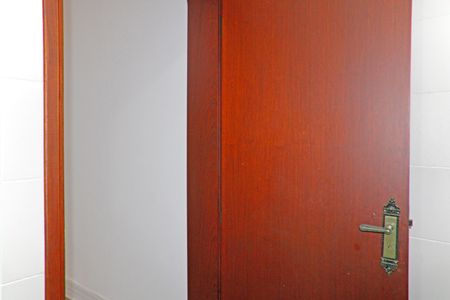 Casa de condomínio para alugar com 399m², 4 quartos e 4 vagasBanheiro de Serviço