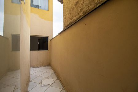 Casa de condomínio para alugar com 70m², 2 quartos e 1 vaga Casa de condomínio para alugar com 70m², 2 quartos e 1 vagaQuintal