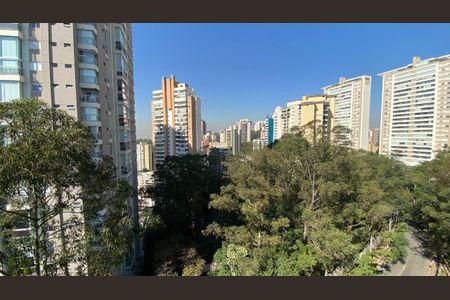 Apartamento à venda com 122m², 3 quartos e 2 vagasFoto 01