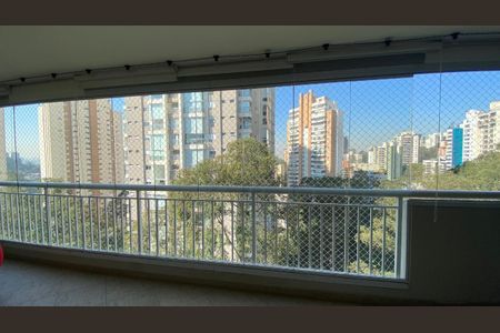 Apartamento à venda com 122m², 3 quartos e 2 vagasFoto 02