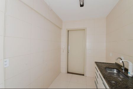 Apartamento à venda com 70m², 3 quartos e 2 vagasCozinha