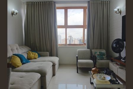 Apartamento à venda com 136m², 3 quartos e 2 vagas Apartamento à venda com 136m², 3 quartos e 2 vagasSala