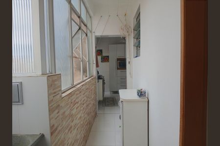 Apartamento à venda com 136m², 3 quartos e 2 vagas Apartamento à venda com 136m², 3 quartos e 2 vagasÁrea de Serviço