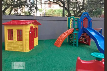 Apartamento à venda com 126m², 3 quartos e 1 vagaÁrea comum - Playground