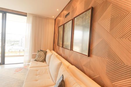 Casa de condomínio à venda com 483m², 3 quartos e 4 vagas Casa de condomínio à venda com 483m², 3 quartos e 4 vagasSala