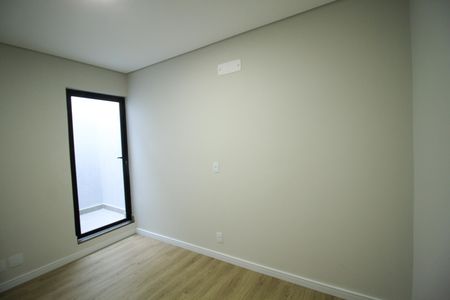 Casa à venda com 196m², 3 quartos e 2 vagas Casa à venda com 196m², 3 quartos e 2 vagasQuarto 2