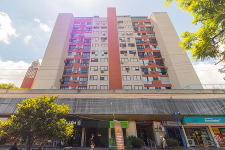 Apartamento à venda com 43m², 1 quarto e 1 vagaFachada