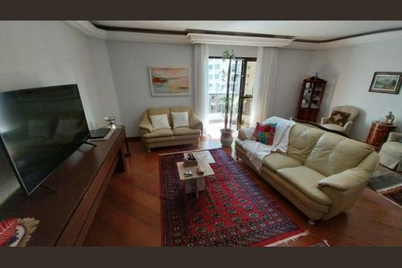 Apartamento à venda com 230m², 4 quartos e sem vaga