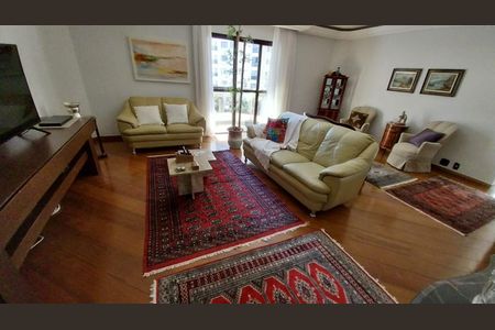 Apartamento à venda com 230m², 4 quartos e sem vaga